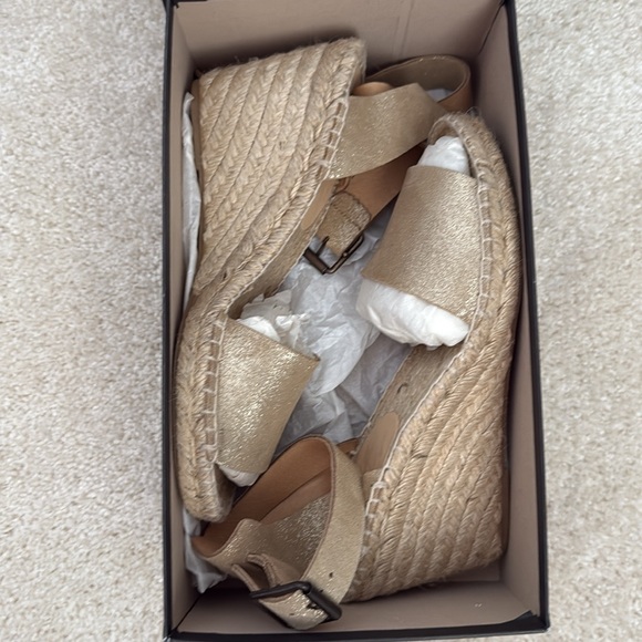 JCrew Corsica espadrilles wedges. Gold shimmer metallic leather/suede - Picture 11 of 11